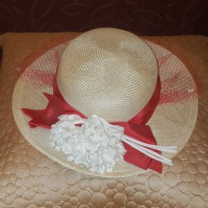 VNTG Plaza Suite by Betmar Hat